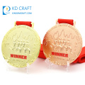 Medalla de carrera de maratón de chapado de cobre plateado dorado con esmalte suave de metal personalizado de diseño único para eventos deportivos